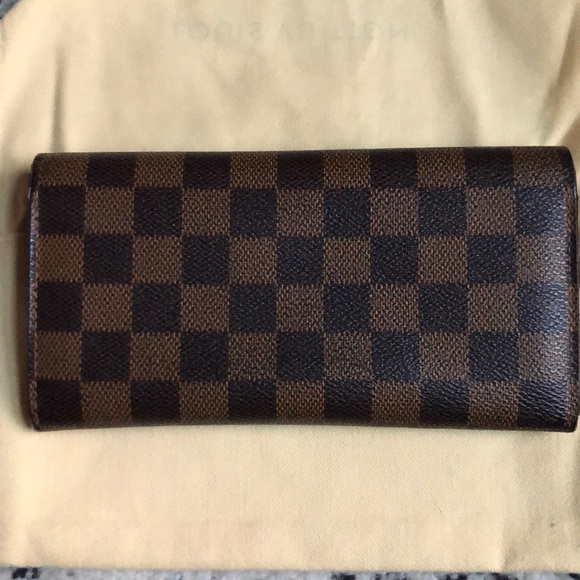Louis Vuitton Emilie Wallet - Picture 5 of 9